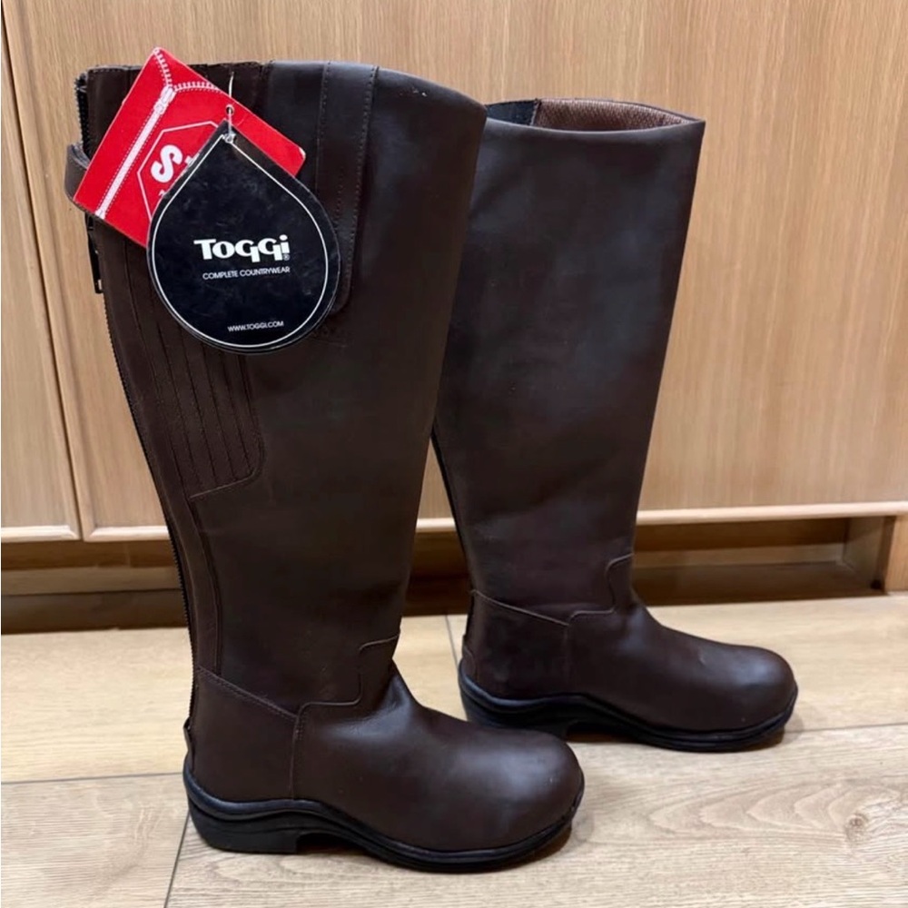 Toggi Handmade Nubuck Leather Waterproof Riding Boots or Rain Boots 37 Wide Calf